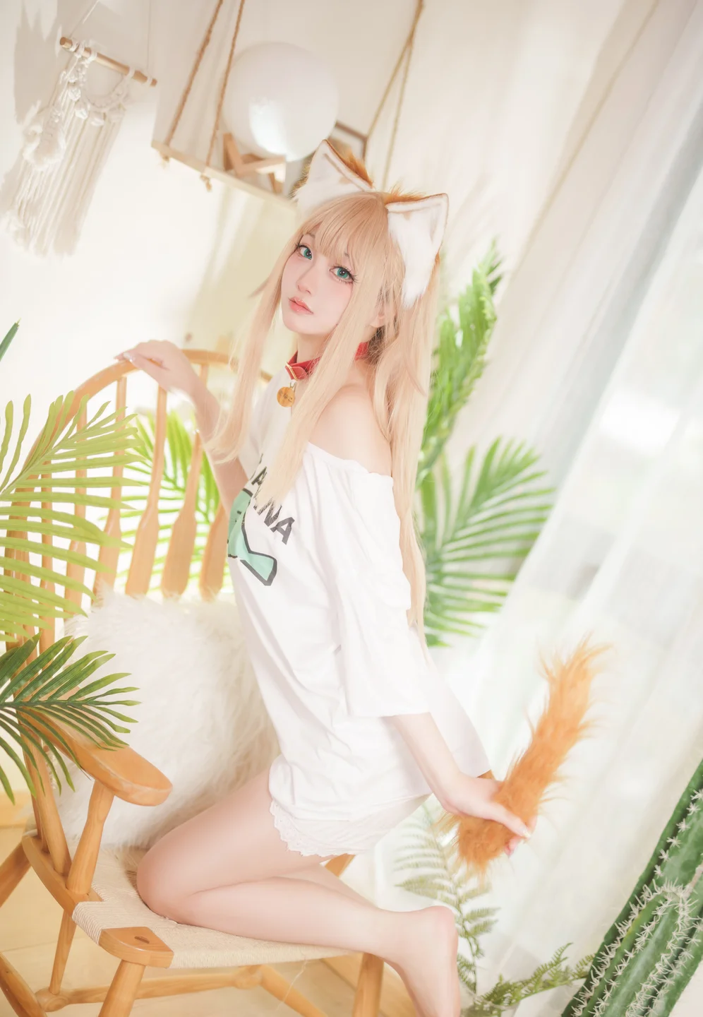 Halo_酱 - 黄豆粉 [18P] icoser.la (006).webp